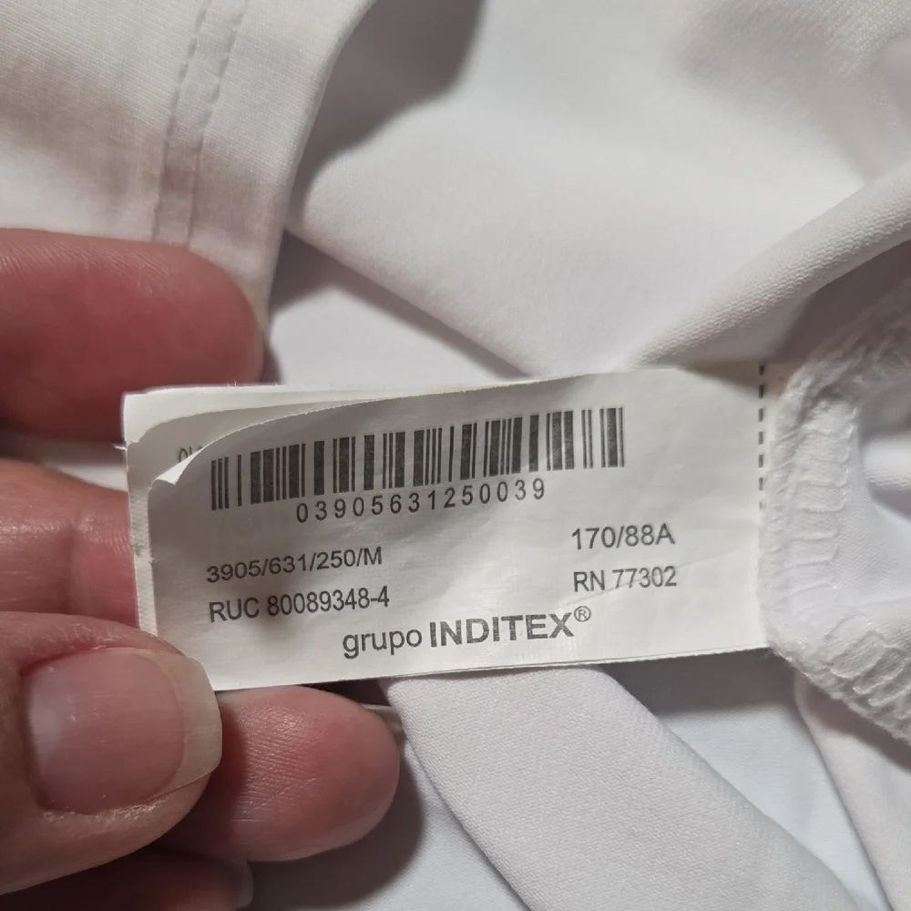 Zara White Scoop Neck Tank Top - Picture 2 of 5